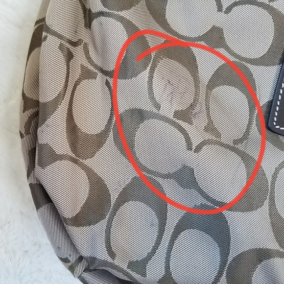 COACH Vintage Legacy Bucket Bag - Picture 11 of 16